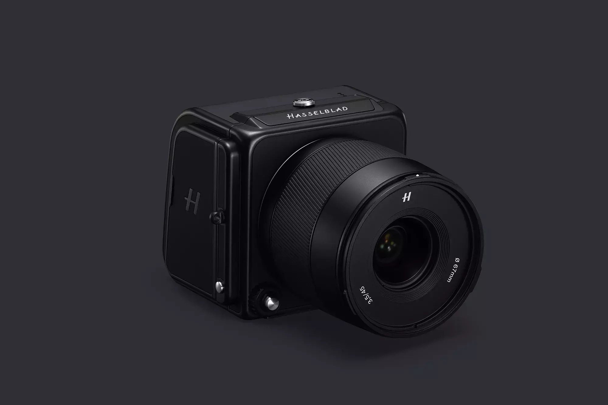 To Celebrate 50 Years on the Moon, Hasselblad introduces the 907X Special Edition. It comes in matte black.