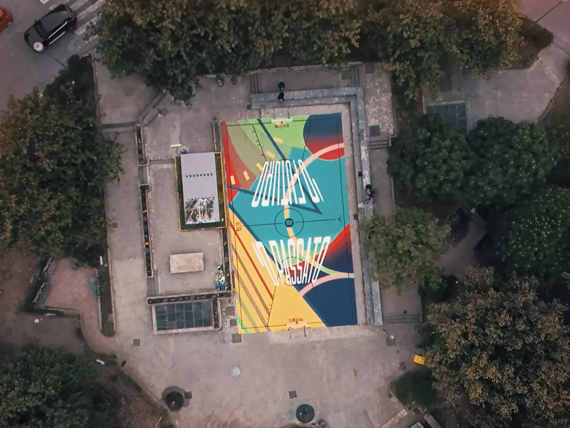 Illusory Basketball Court: O Passato / 'O Futuro - Street Art 